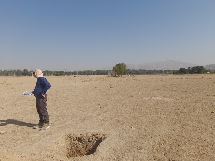 آغاز کاوش‌های باستان‌شناسی در حریم درجه یک تخت جمشید/ جعفری: کاوش‌ها مسیر حفاظت مؤثرتر و توسعه گردشگری علمی را هموار می‌کنند
