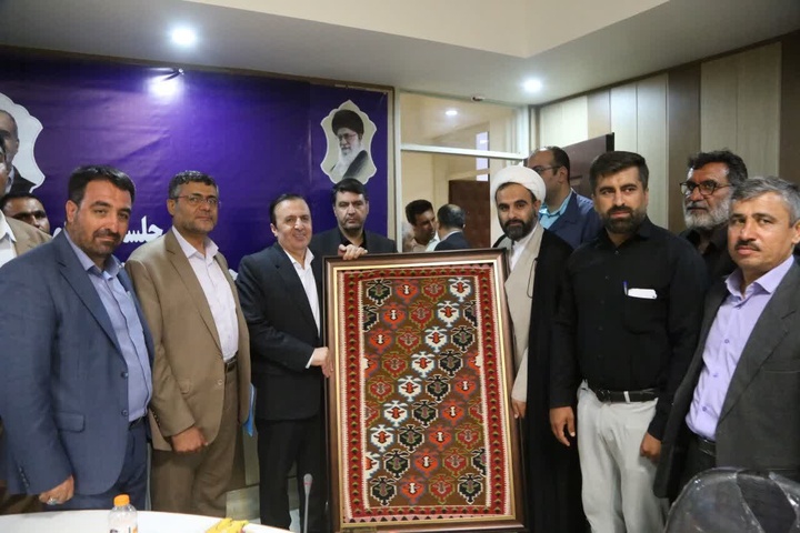 پیشنهاد برگزاری جشنواره گلیم برای معرفی ظرفیت‌های فرهنگی دشتابی