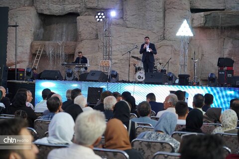 شروع به کار هشتمین جشنواره انگور ارومیه
