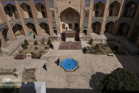 هیچ اثری از نشت آب در کاروانسرای گنجعلی‌خان شهر کرمان مشاهده نشده است