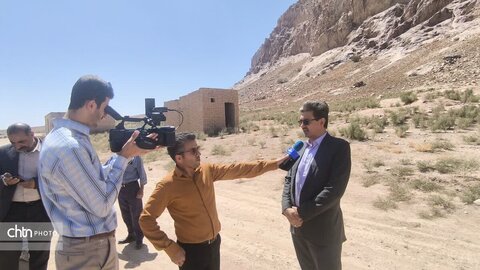 بازدید از قلعه و روستای تاریخی ارنان