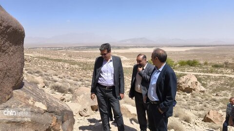 بازدید از قلعه و روستای تاریخی ارنان