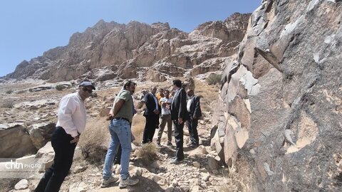 بازدید از قلعه و روستای تاریخی ارنان