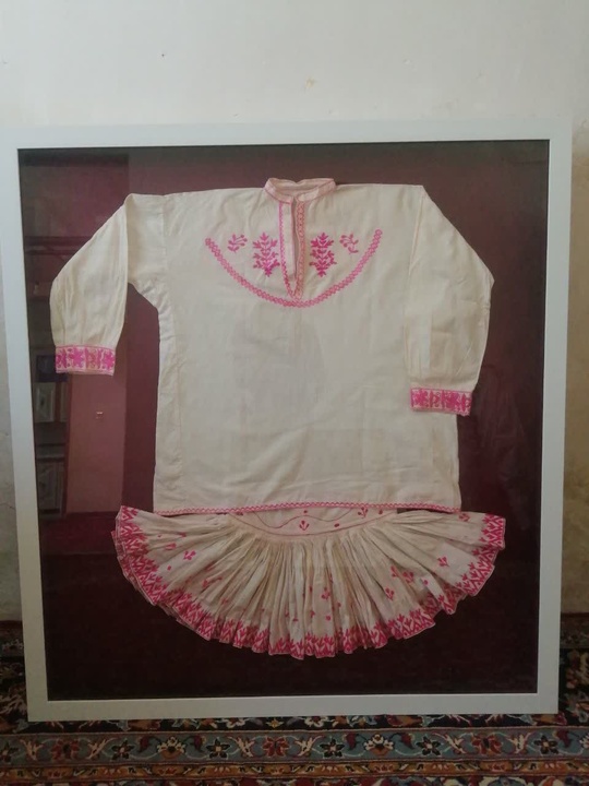 پایان پروژه حفاظت و مرمت ۲۴ اثر منقول فرهنگی تاریخی در موزه خصوصی لباس و منسوجات خراسان جنوبی