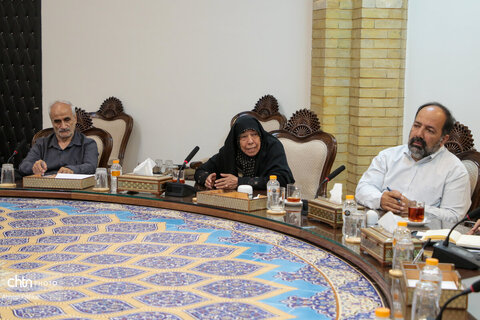 نشست صمیمانه وزیر میراث‌فرهنگی، گردشگری و صنایع‌دستی با دبیرکل و اعضای خانه کارگر