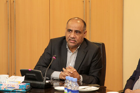 بازدید وزیر میراث‌فرهنگی از موسسه مطبوعاتی اطلاعات