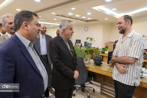 بازدید وزیر میراث‌فرهنگی از موسسه مطبوعاتی اطلاعات