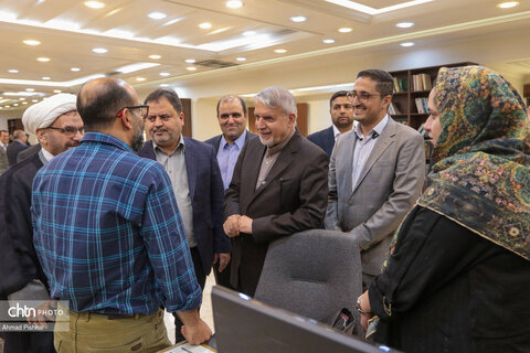 بازدید وزیر میراث‌فرهنگی از موسسه مطبوعاتی اطلاعات