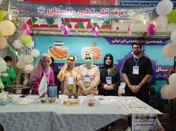 غرفه پاکستان در جشنواره آش زنجان/ جشنواره فرصتی عالی برای نمایش فرهنگ و توانمندی‌های کشورهای مختلف است