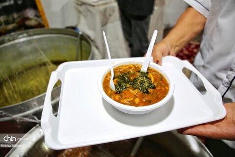 اولین روز از برگزاری جشنواره آش و نمایشگاه صنایع دستی استان زنجان