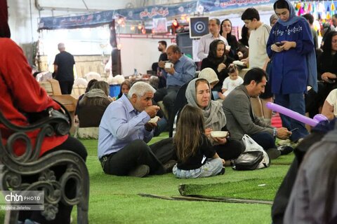 اولین روز از برگزاری جشنواره آش و نمایشگاه صنایع دستی استان زنجان