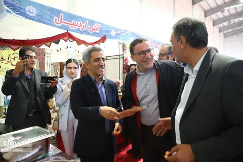 اولین روز از برگزاری جشنواره آش و نمایشگاه صنایع دستی استان زنجان