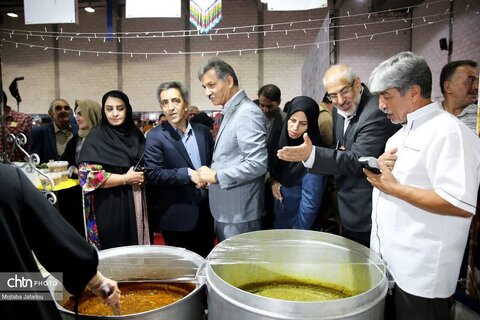 اولین روز از برگزاری جشنواره آش و نمایشگاه صنایع دستی استان زنجان