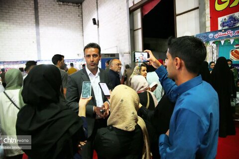 اولین روز از برگزاری جشنواره آش و نمایشگاه صنایع دستی استان زنجان