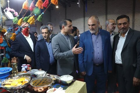 اولین روز از برگزاری جشنواره آش و نمایشگاه صنایع دستی استان زنجان