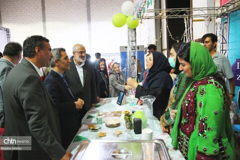 اولین روز از برگزاری جشنواره آش و نمایشگاه صنایع دستی استان زنجان