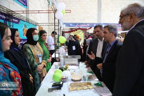 اولین روز از برگزاری جشنواره آش و نمایشگاه صنایع دستی استان زنجان