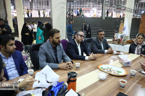 اولین روز از برگزاری جشنواره آش و نمایشگاه صنایع دستی استان زنجان