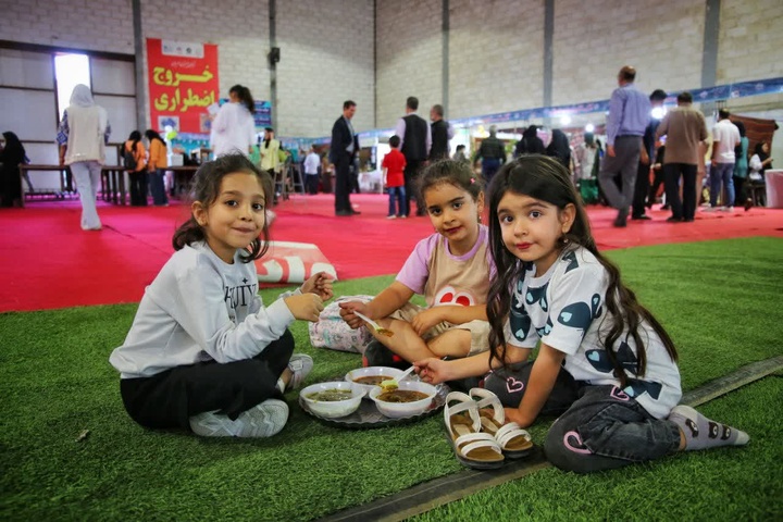 تاثیر برگزاری رویداد گردشگری جشنواره سنتی و ملی آش ایرانی و برپایی نمایشگاه صنایع دستی و هنرهای سنتی در زنجان