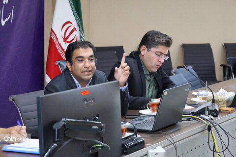 نشست بررسی بافت تاریخی سرآقا سید کوهرنگ