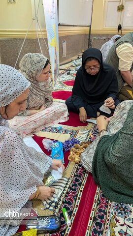 دوره آموزشی رودوزیهای سنتی در روستای زلزله زده سایه خوش بندرلنگه