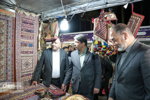 بازدید. استاندار