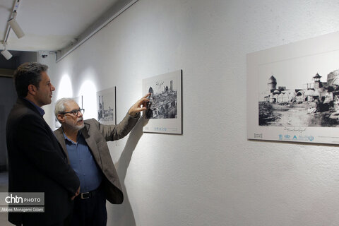 نمایشگاه عکس «شـکـوه ‌قــــم ‌در ‌قــــاب ‌تـاریـخ»