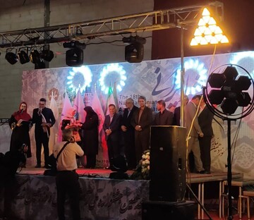 عنوان برترین غرفه صنایع‌دستی در نوزدهمین نمایشگاه ملی زنجان به مازندران تعلق گرفت