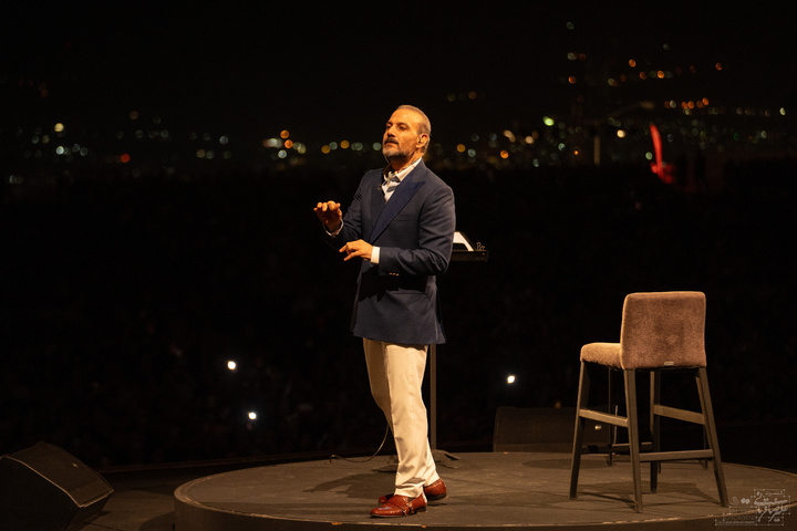 دوری از شما غمی است بر دل ما