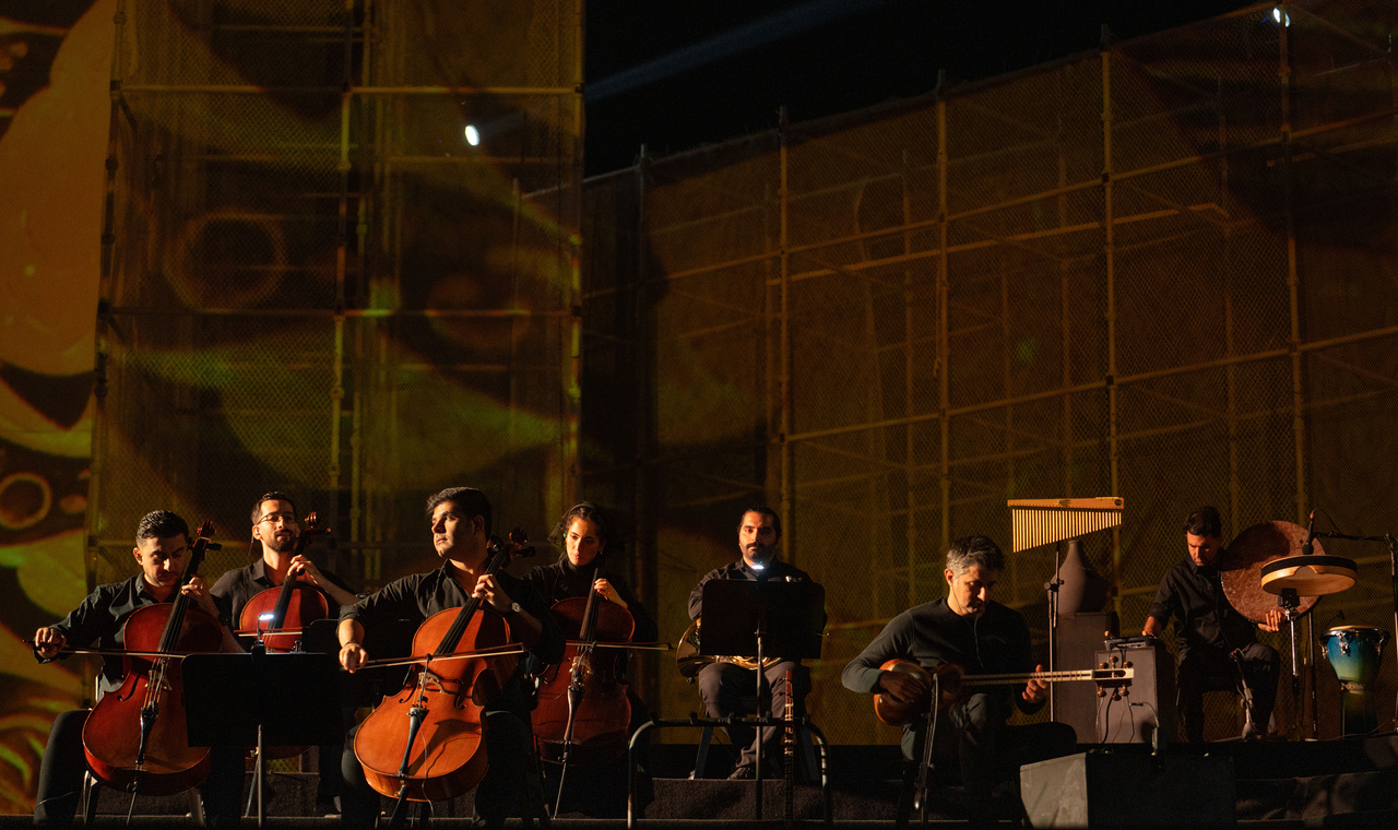 دوری از شما غمی است بر دل ما دوری از شما غمی است بر دل ما