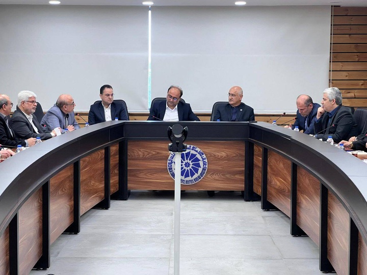 برگزاری جلسه کمیسیون گردشگری سلامت گیلان با حضور مدیران ارشد استانی