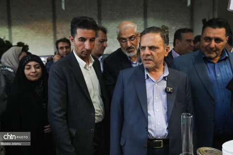 بازدید استاندار از جشنواره ملی آش ایرانی