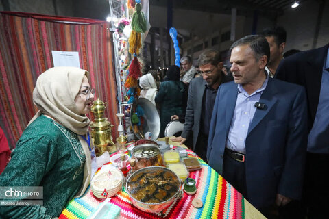 بازدید استاندار از جشنواره ملی آش ایرانی
