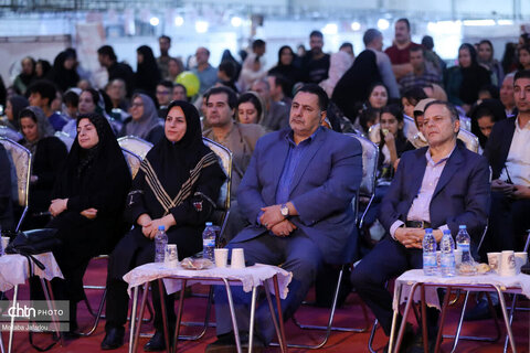 بازدید استاندار از جشنواره ملی آش ایرانی