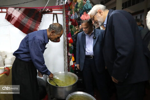 بازدید استاندار از جشنواره ملی آش ایرانی