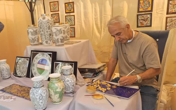 حضور موفق هنرمندان صنایع‌دستی فارس در سومین جشنواره بین‌المللی صنایع‌دستی ازبکستان
