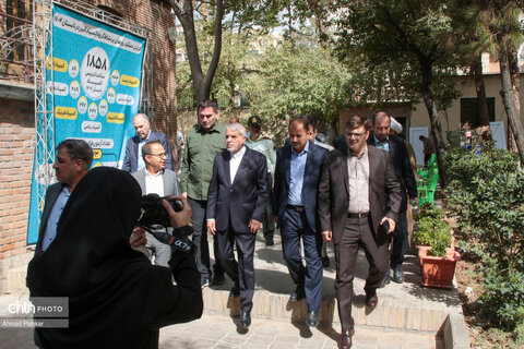 بازدید وزیر میراث‌فرهنگی از دبیرستان ماندگار البرز