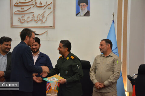 تجلیل از ایثارگران، خانواده شهدا و اعضای بسیج شاغل اداره‌كل میراث‌فرهنگی، گردشگری و صنایع‌دستی یزد