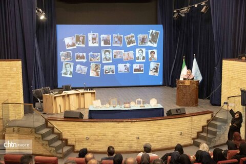 رونمایی از آثار ارزشمند هنرهای سنتی در وزارت میراث فرهنگی