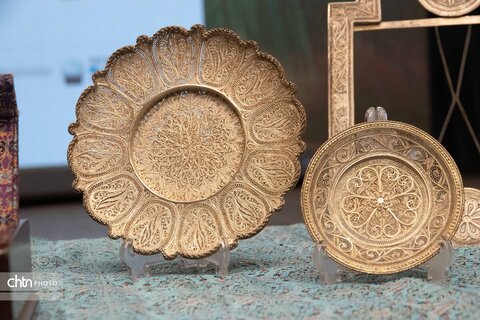 رونمایی از آثار ارزشمند هنرهای سنتی در وزارت میراث فرهنگی