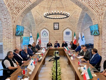 برگزاری اولین جلسه شورای راهبردی میراث‌فرهنگی، گردشگری و صنایع‌دستی/ حمزه‌زاده: این شورا به مرجع تصیم‌سازی توسعه ۳ حوزه تخصصی اداره‌کل تبدیل می‌شود