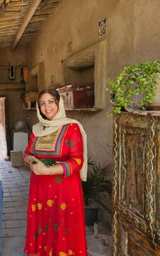 نخستین جشنواره خوراک شهرستان پاسارگاد در بومگردی خانه بیگو برگزار می‌شود