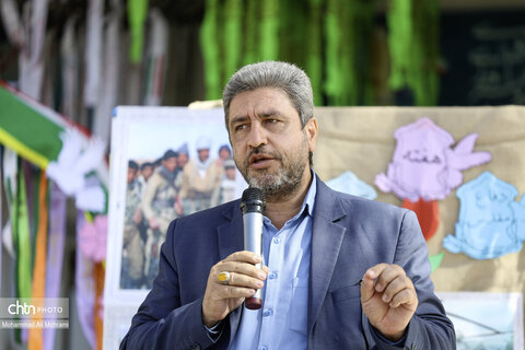 همزمان با بازگشایی مدارس نواخت زنگ گردشگری در سفر شهرستانی امیر کرم زاده به تیران و کرون