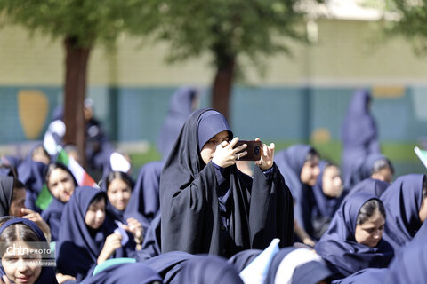 همزمان با بازگشایی مدارس نواخت زنگ گردشگری در سفر شهرستانی امیر کرم زاده به تیران و کرون