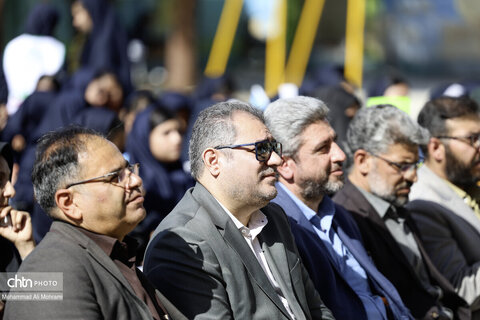 همزمان با بازگشایی مدارس نواخت زنگ گردشگری در سفر شهرستانی امیر کرم زاده به تیران و کرون