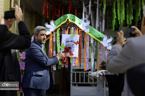 همزمان با بازگشایی مدارس نواخت زنگ گردشگری در سفر شهرستانی امیر کرم زاده به تیران و کرون