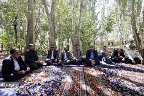 همزمان با بازگشایی مدارس نواخت زنگ گردشگری در سفر شهرستانی امیر کرم زاده به تیران و کرون