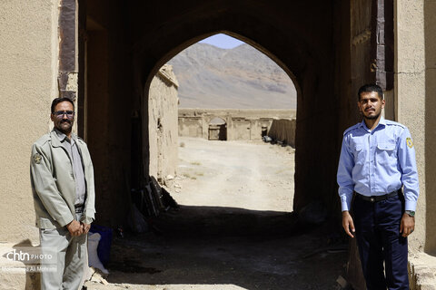 همزمان با بازگشایی مدارس نواخت زنگ گردشگری در سفر شهرستانی امیر کرم زاده به تیران و کرون