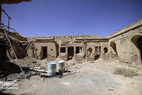 همزمان با بازگشایی مدارس نواخت زنگ گردشگری در سفر شهرستانی امیر کرم زاده به تیران و کرون