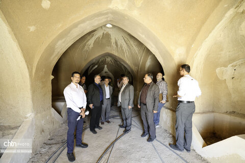 همزمان با بازگشایی مدارس نواخت زنگ گردشگری در سفر شهرستانی امیر کرم زاده به تیران و کرون